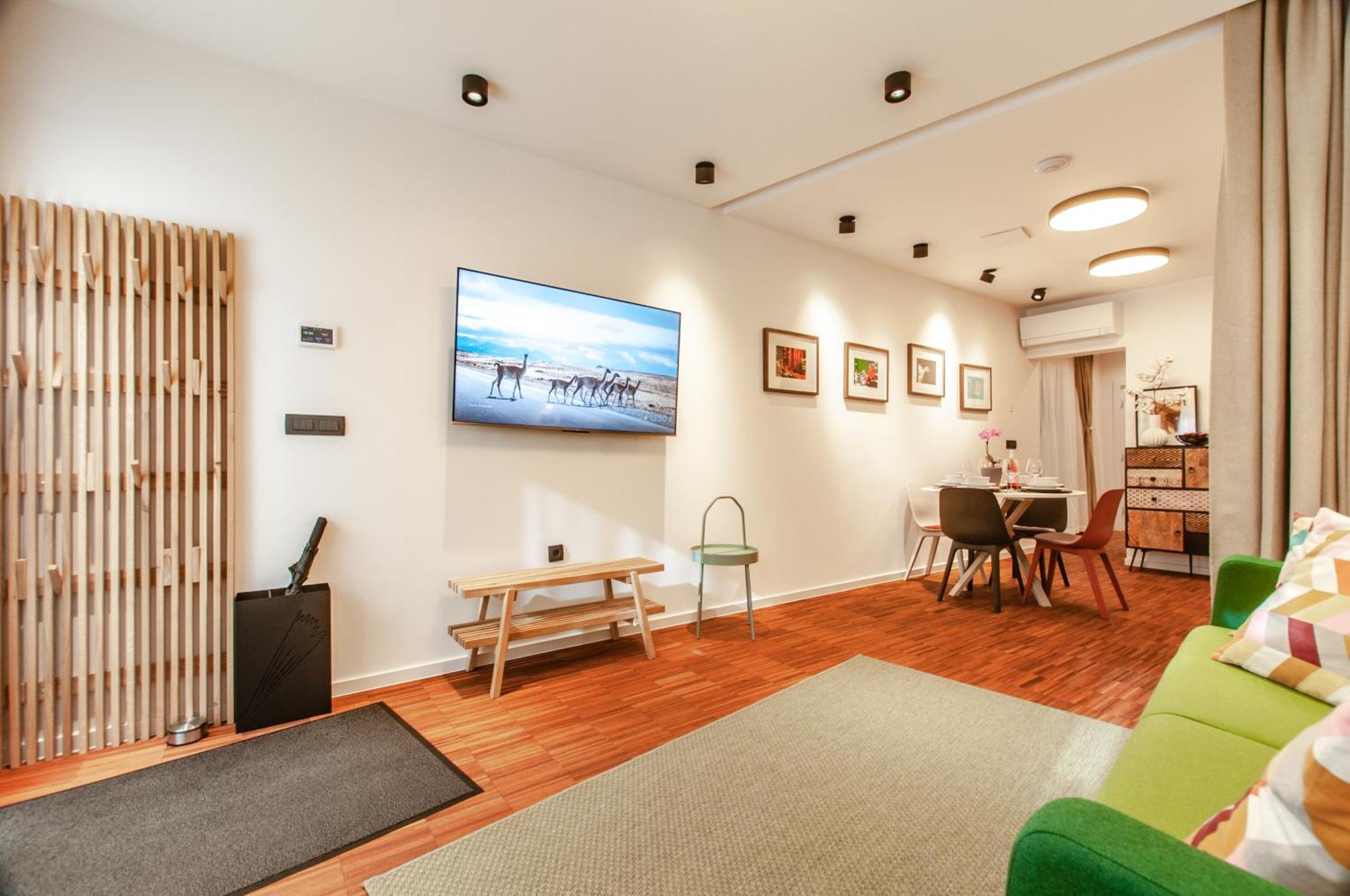 Six In The City Apartment, Ljubljana Eksteriør bilde