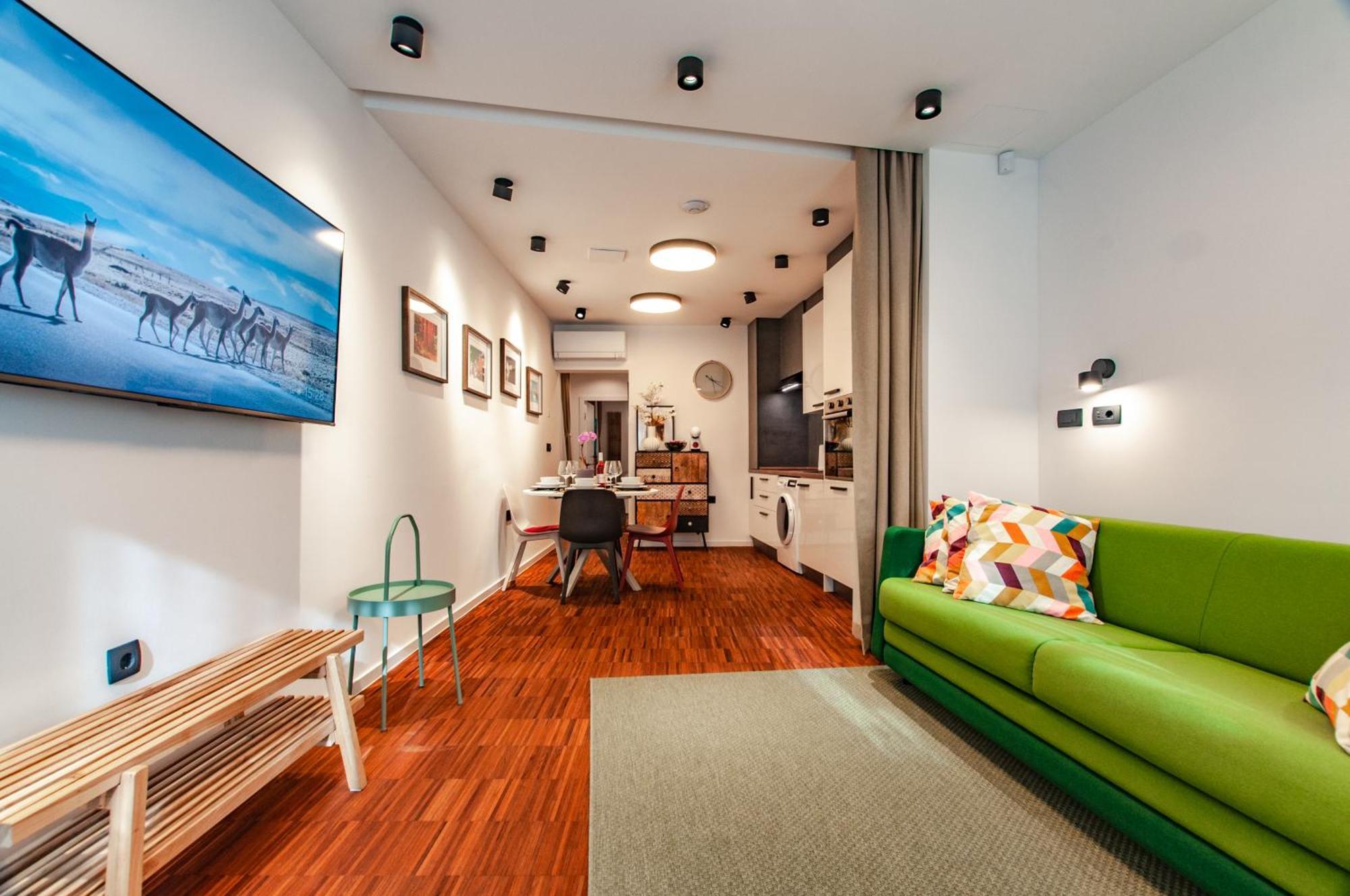 Six In The City Apartment, Ljubljana Eksteriør bilde